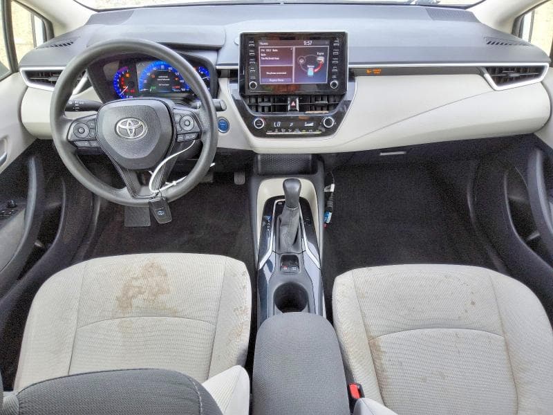 2020 TOYOTA COROLLA LE 8