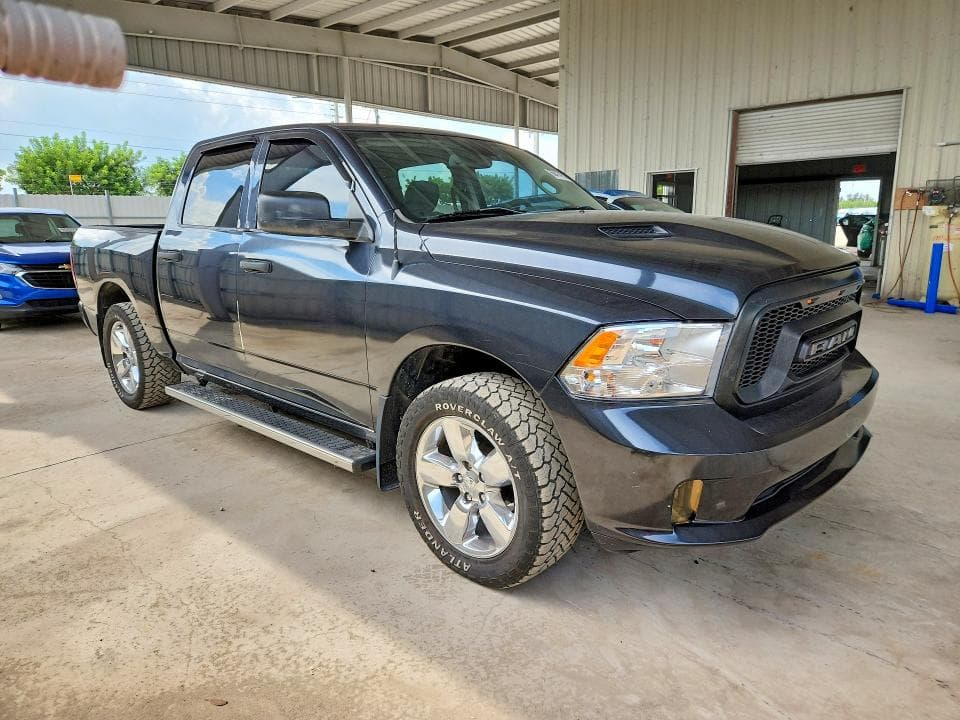 2018 RAM 1500 ST 4