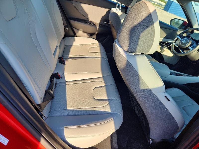 2021 HYUNDAI ELANTRA LIMITED 10