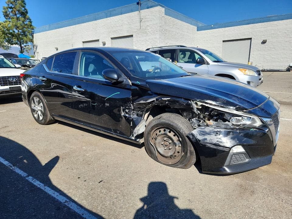 2019 NISSAN ALTIMA S 4