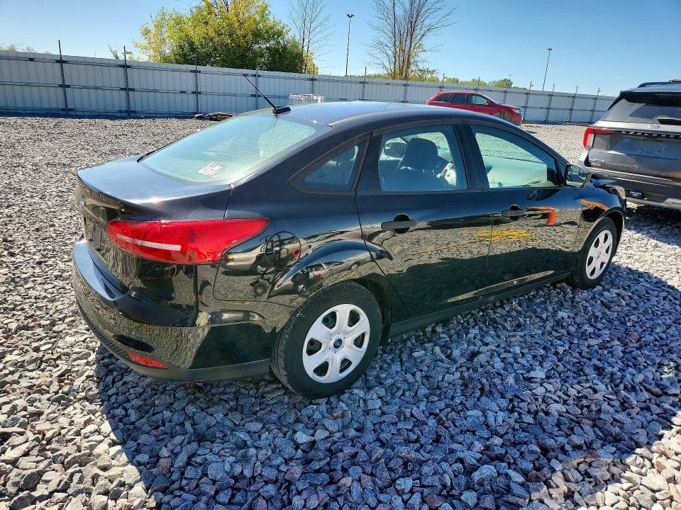 2017 FORD FOCUS S 3