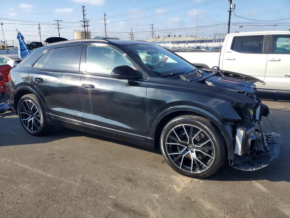 2022 AUDI SQ8 PRESTIGE 4