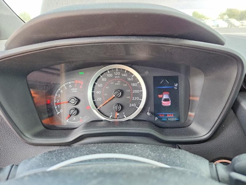 2020 TOYOTA COROLLA SE 9