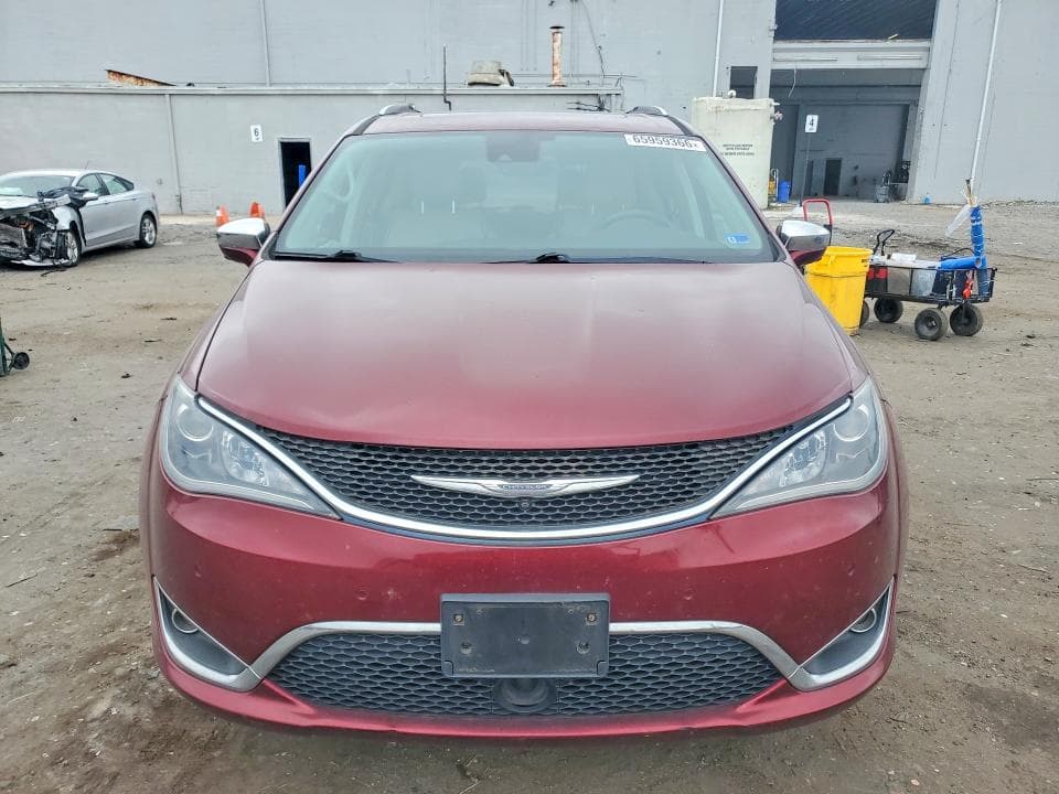 2017 CHRYSLER PACIFICA LIMITED 5