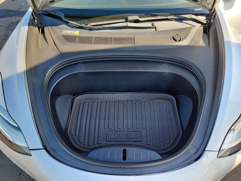2018 TESLA MODEL 3 11