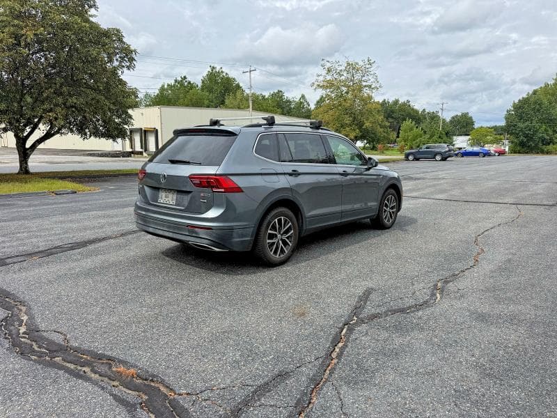 2019 VOLKSWAGEN TIGUAN SE 4