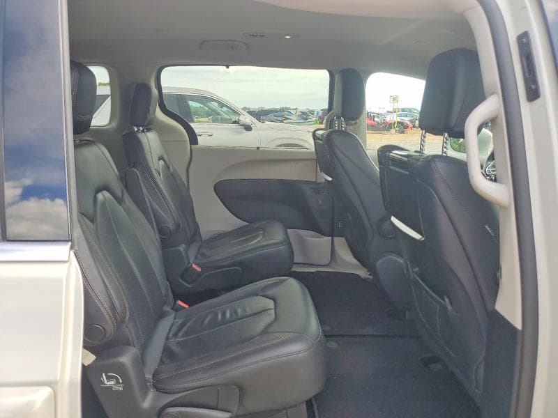 2020 CHRYSLER PACIFICA TOURING L PLUS 11
