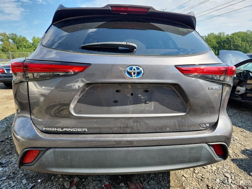 2022 TOYOTA HIGHLANDER HYBRID XLE 6