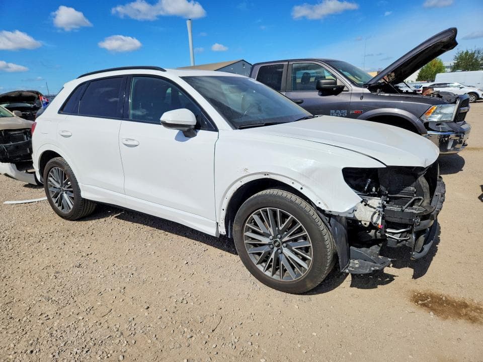 2022 AUDI Q3 KOMFORT 45 4