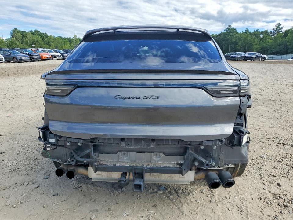 2021 PORSCHE CAYENNE GTS COUPE 6