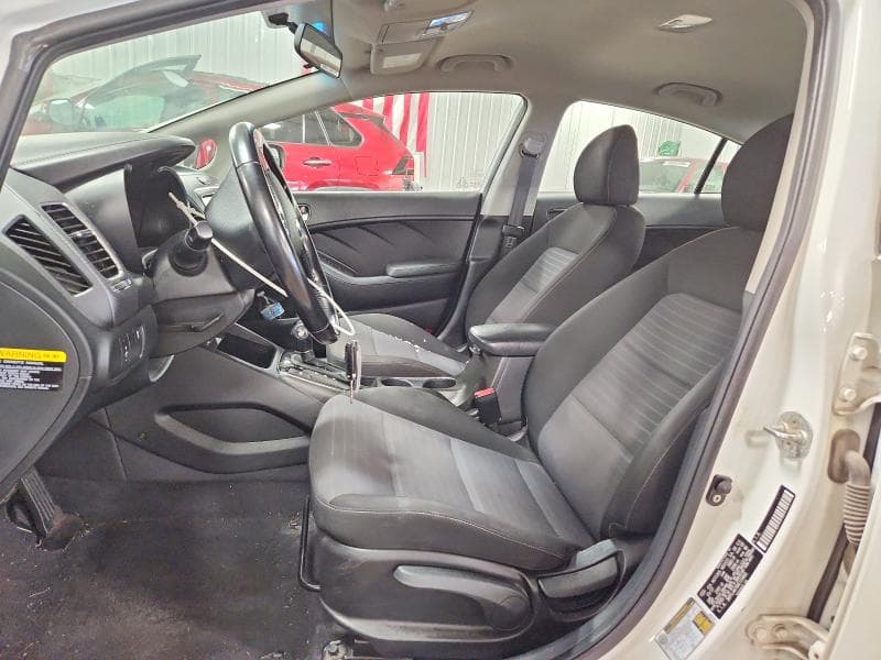 2017 KIA FORTE S 7