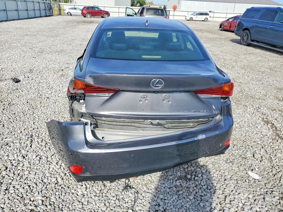 2017 LEXUS IS 300 6