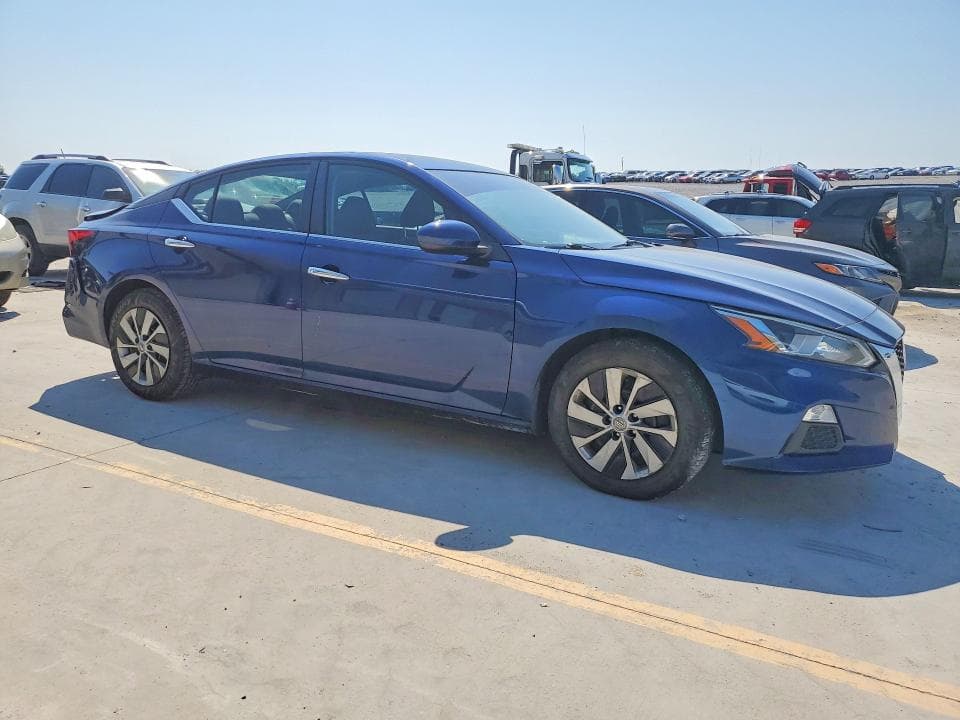 2020 NISSAN ALTIMA S 4