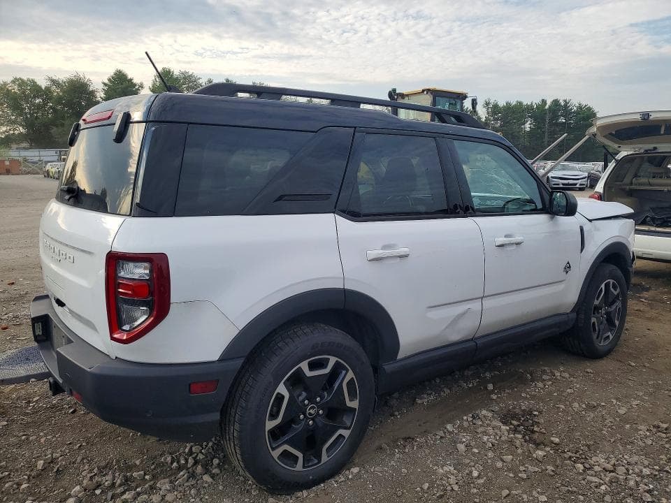 2022 FORD BRONCO SPORT OUTER BANKS 3