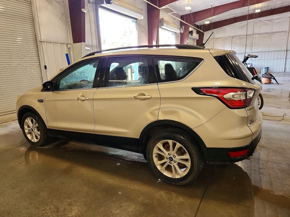 2018 FORD ESCAPE SE 2