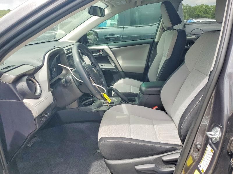 2017 TOYOTA RAV4 XLE 7