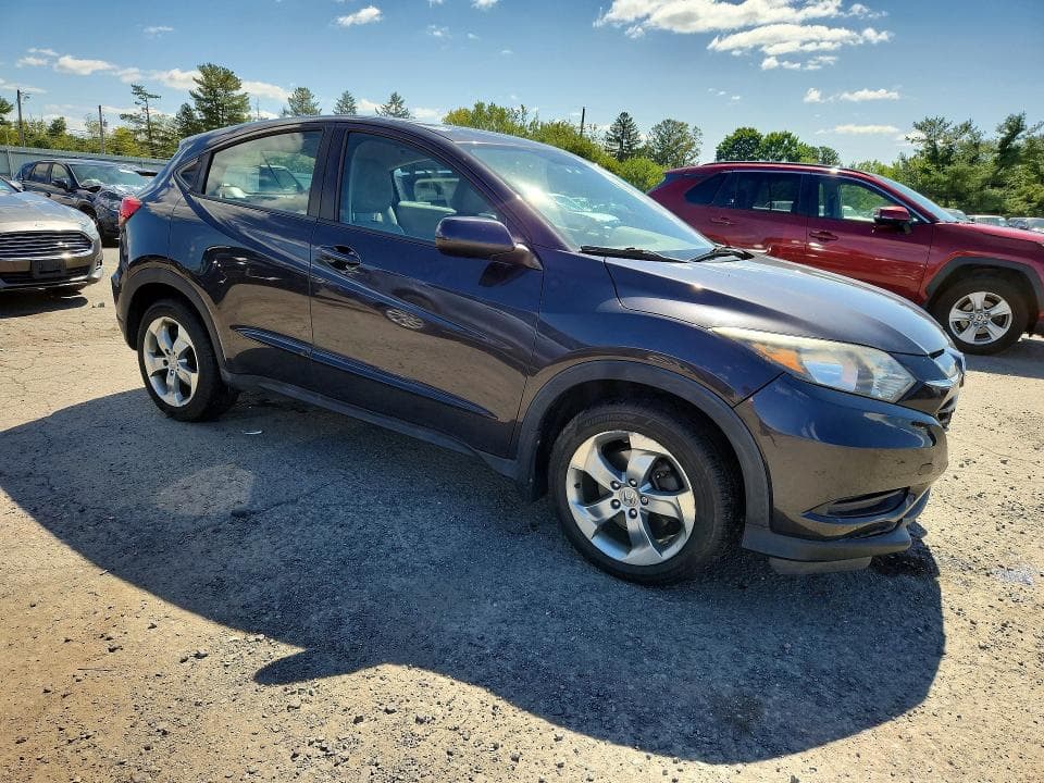 2017 HONDA HR-V LX 4
