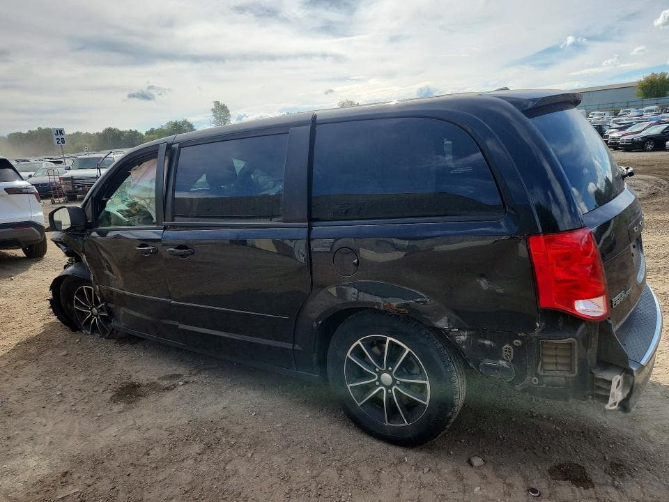 2017 DODGE GRAND CARAVAN GT 2