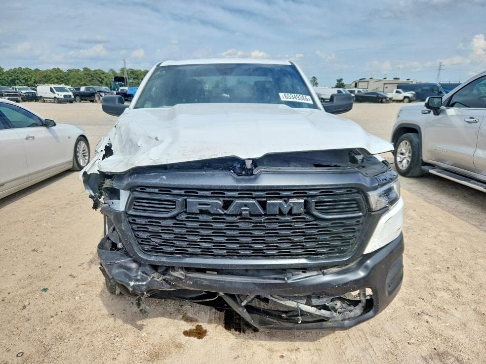 2025 RAM 1500 TRADESMAN 5
