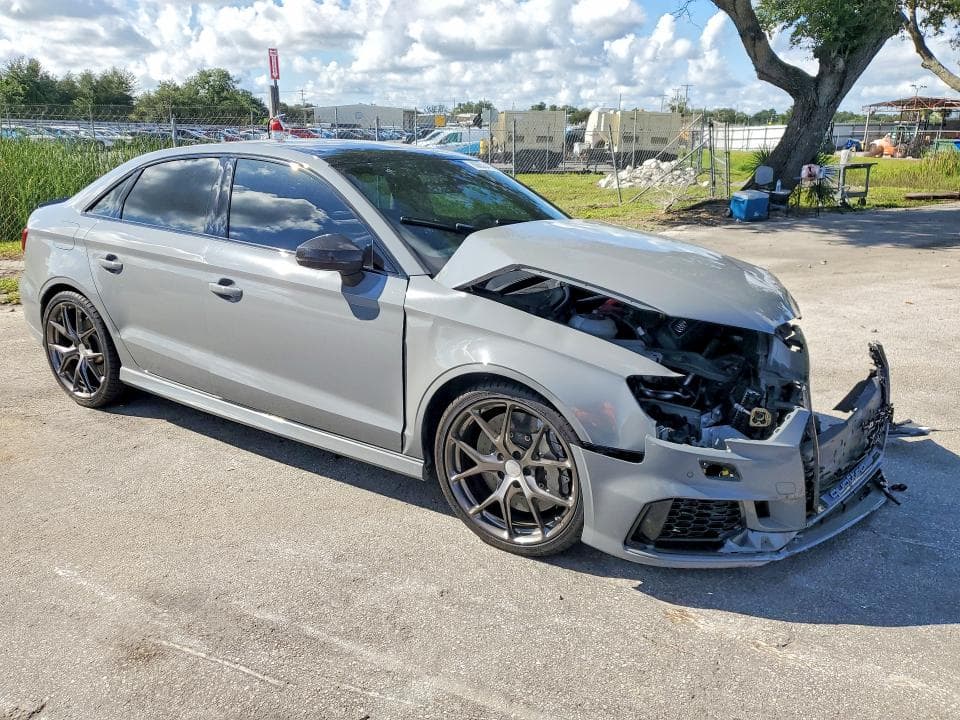 2018 AUDI RS3 4