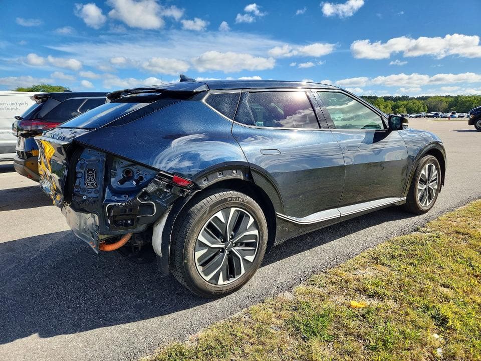 2023 KIA EV6 WIND 3