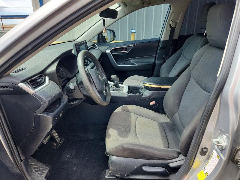 2019 TOYOTA RAV4 XLE 7