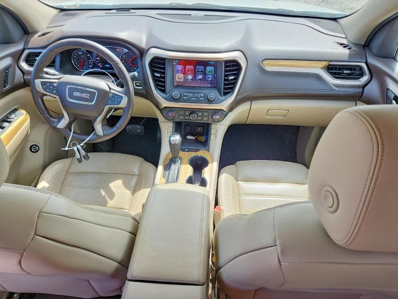 2017 GMC ACADIA DENALI 8