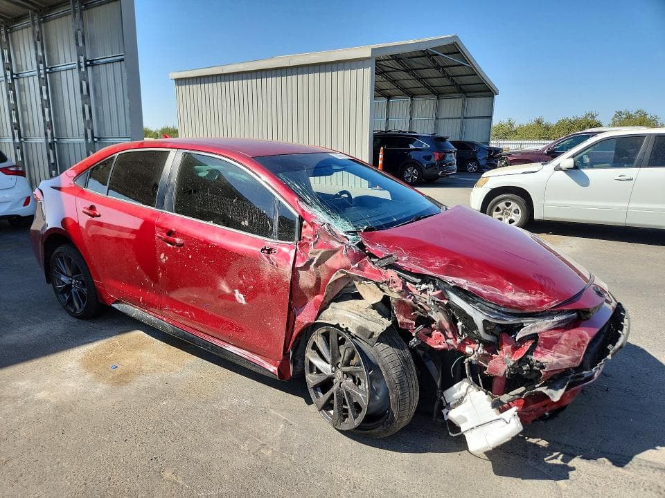 2023 TOYOTA COROLLA SE 4