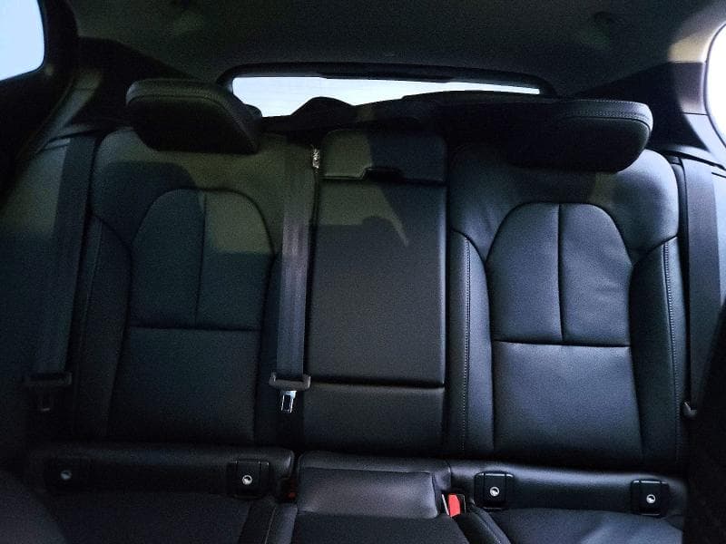 2026 VOLVO XC40 CORE 10