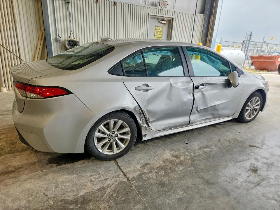 2024 TOYOTA COROLLA LE 3