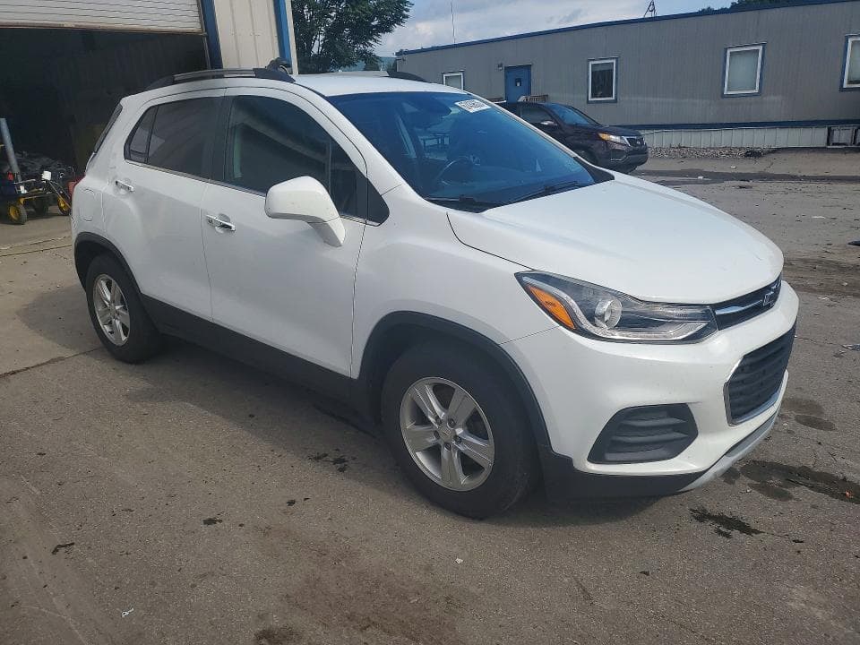 2019 CHEVROLET TRAX 1LT 4