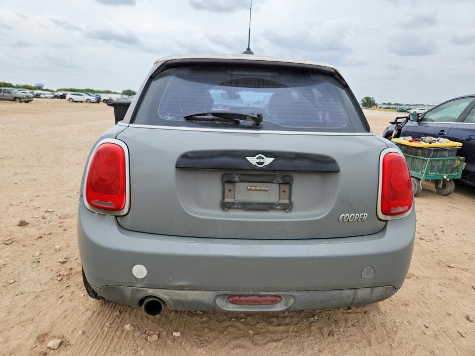 2017 MINI COOPER 6