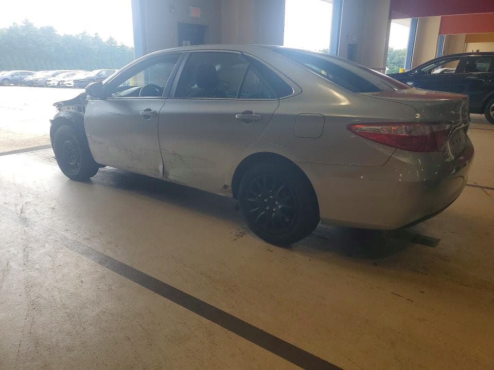 2017 TOYOTA CAMRY LE 2