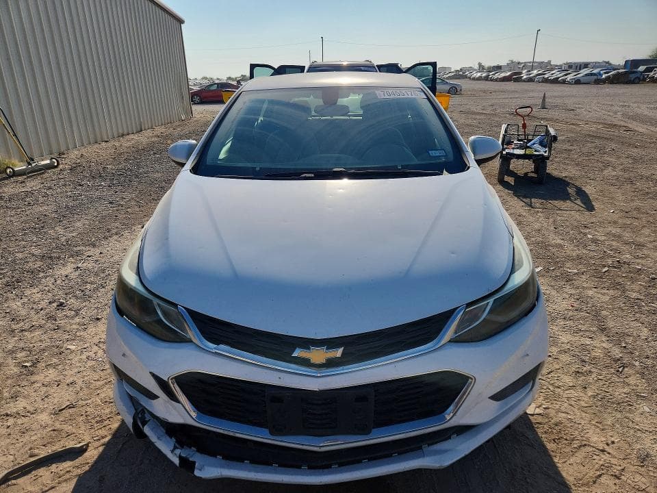 2017 CHEVROLET CRUZE LT 5