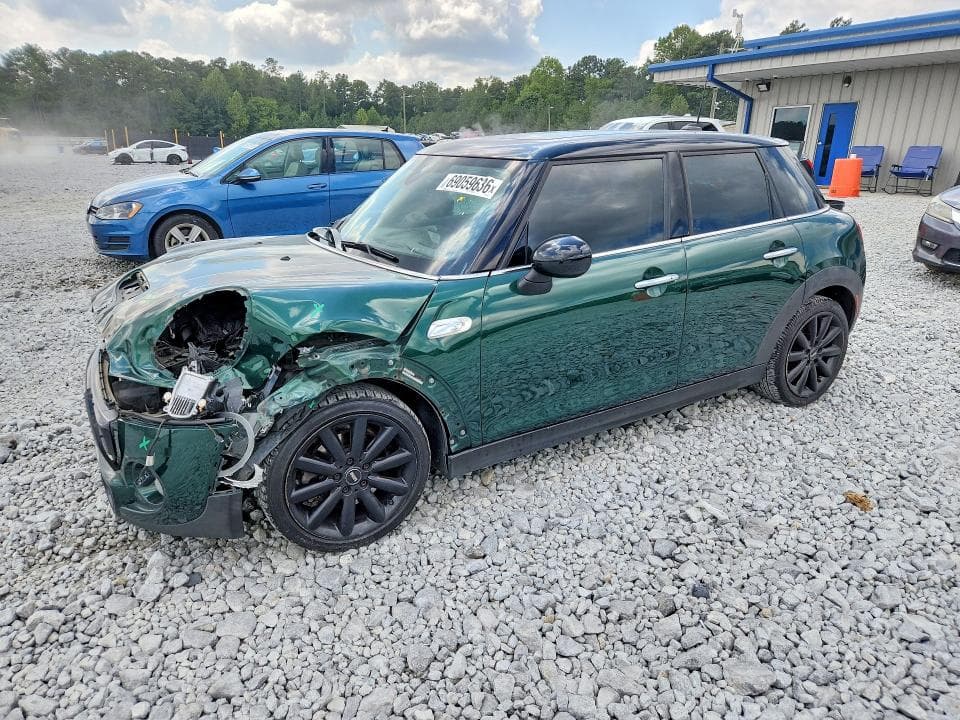 2019 MINI COOPER S