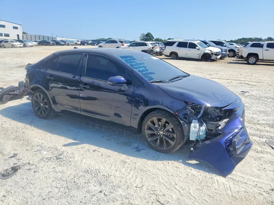 2026 TOYOTA COROLLA XSE 4