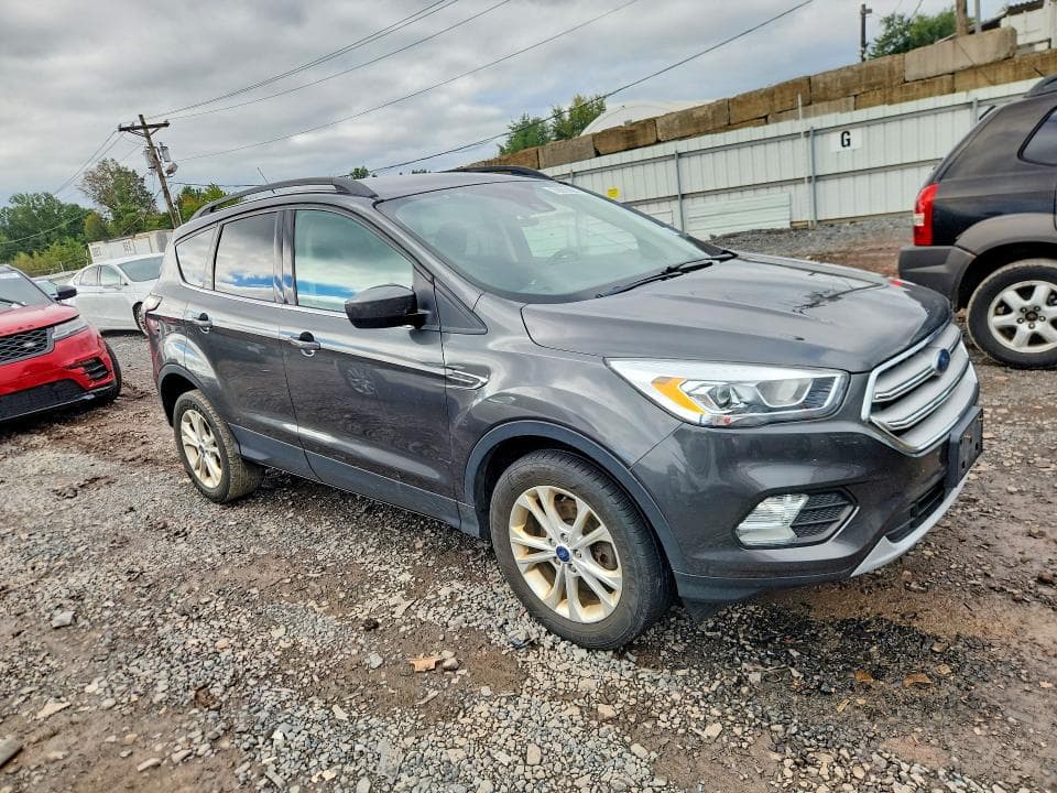 2018 FORD ESCAPE SEL 4