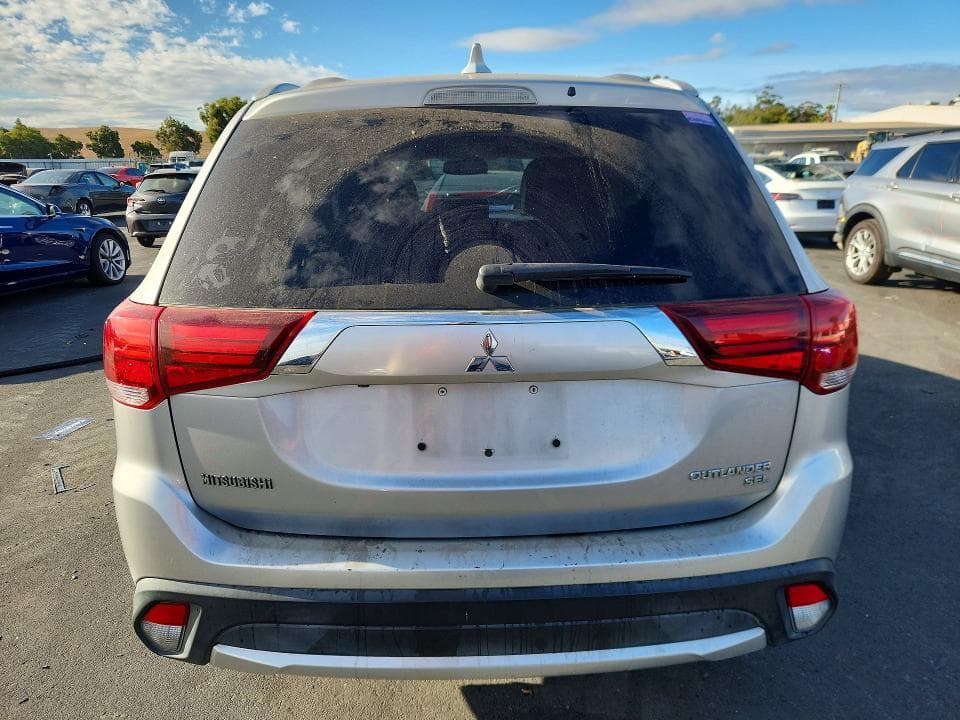 2018 MITSUBISHI OUTLANDER SE 6