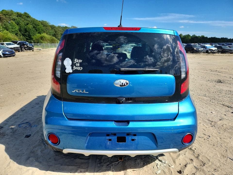 2017 KIA SOUL + 6