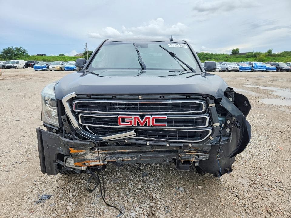 2018 GMC YUKON SLE 5