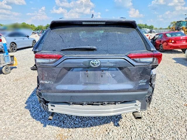 2021 TOYOTA RAV4 XLE 6