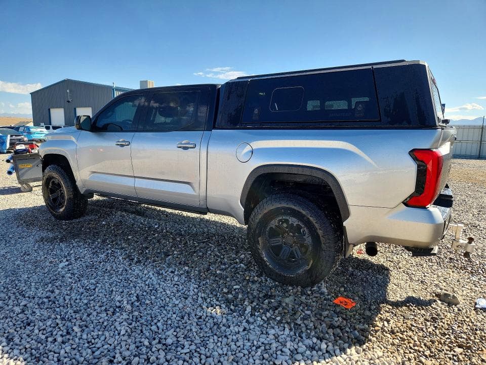 2023 TOYOTA TUNDRA CREWMAX SR5 2