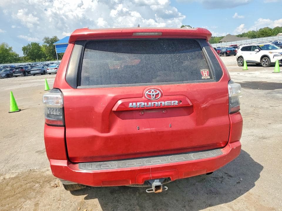 2018 TOYOTA 4RUNNER SR5 6