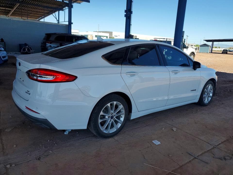 2019 FORD FUSION SE 3