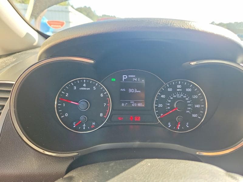2018 KIA FORTE LX 9