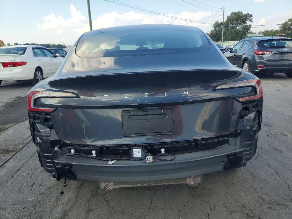 2025 TESLA MODEL 3 6
