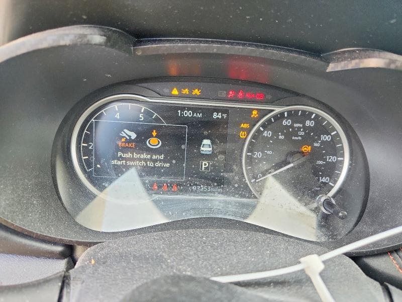 2022 NISSAN VERSA SR 9