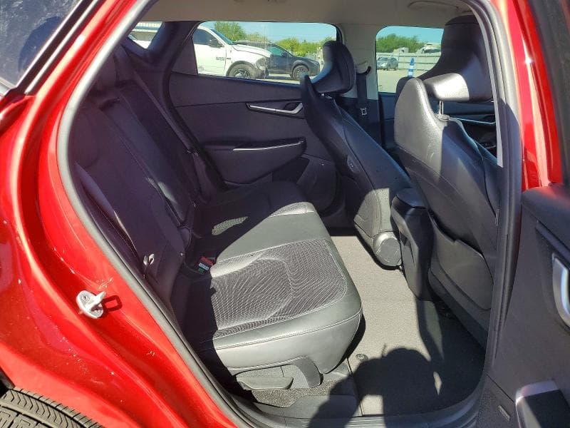 2022 KIA EV6 WIND 11