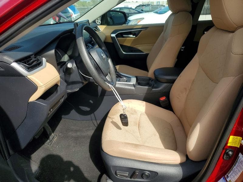 2019 TOYOTA RAV4 XLE 7