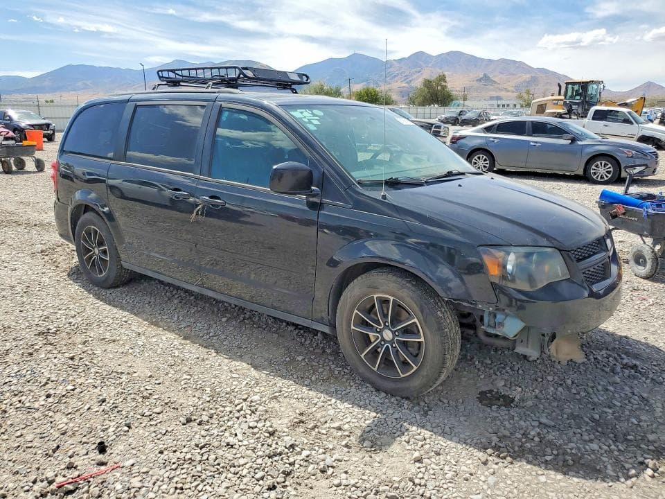 2017 DODGE GRAND CARAVAN GT 4